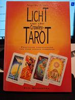 Licht op de Crowley Tarot - Angeles Arrien, Boeken, Gelezen, Tarot of Kaarten leggen, Ophalen of Verzenden, Instructieboek
