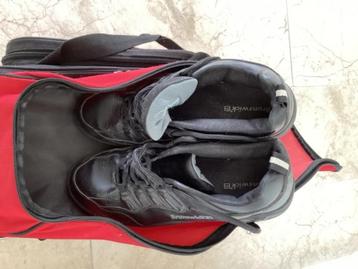 Bowlingschoenen beschikbaar voor biedingen