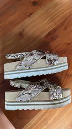 Guess sandalen 38, Zo goed als nieuw, Overige kleuren, Guess, Sandalen of Muiltjes