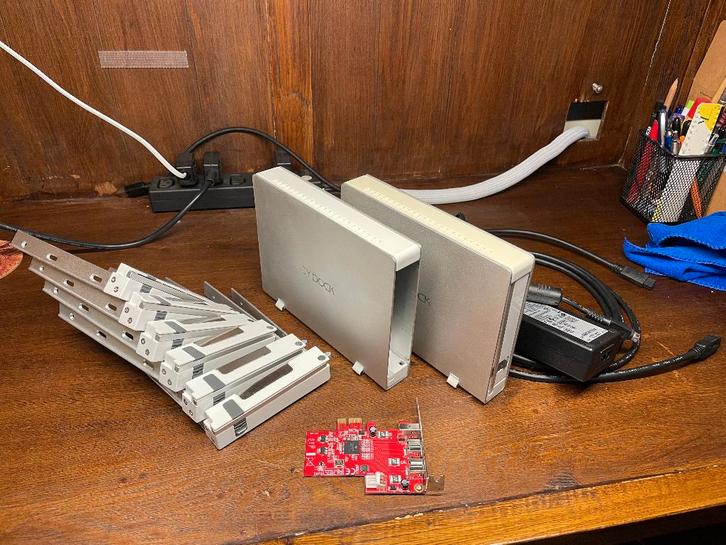 Te koop: Icy Dock, Computers en Software, Dockingstations, Zo goed als nieuw, Docking station, Harde schijf, Laptop, Ophalen of Verzenden