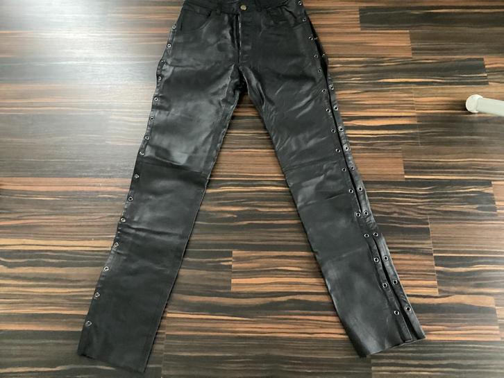 Schitterende lederen damesbroek mt 34, Kleding | Dames, Broeken en Pantalons, Zo goed als nieuw, Maat 34 (XS) of kleiner, Zwart