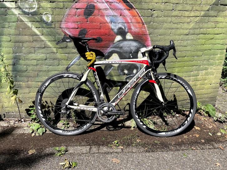 Pinarello (opera) carbon racefiets maat 58, Fietsen en Brommers, Fietsen | Racefietsen, Gebruikt, Overige merken, Meer dan 20 versnellingen
