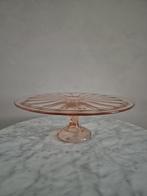 Vintage roze geperst glazen taartschaal op voet taartplateau, Ophalen of Verzenden, Zo goed als nieuw