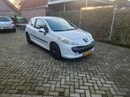 Goed onderhouden Peugeot 207 1.4 VTI 16V Wit met lange apk, Auto's, Peugeot, Origineel Nederlands, Handgeschakeld, Onderhoudsboekje