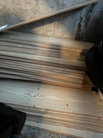 Gebruikt laminaat, 15-25 m2 beschikbaar voor biedingen