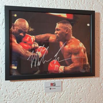 Evander Holyfield vs. Mike Tyson 2 Poster Ingelijst 30*40cm beschikbaar voor biedingen