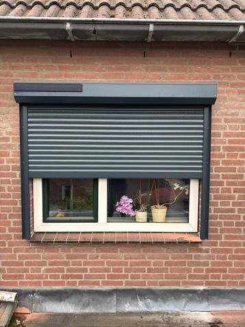 ROLLUIK ROLLUIKEN SOLAR ZONNE-ENERGIE  beschikbaar voor biedingen