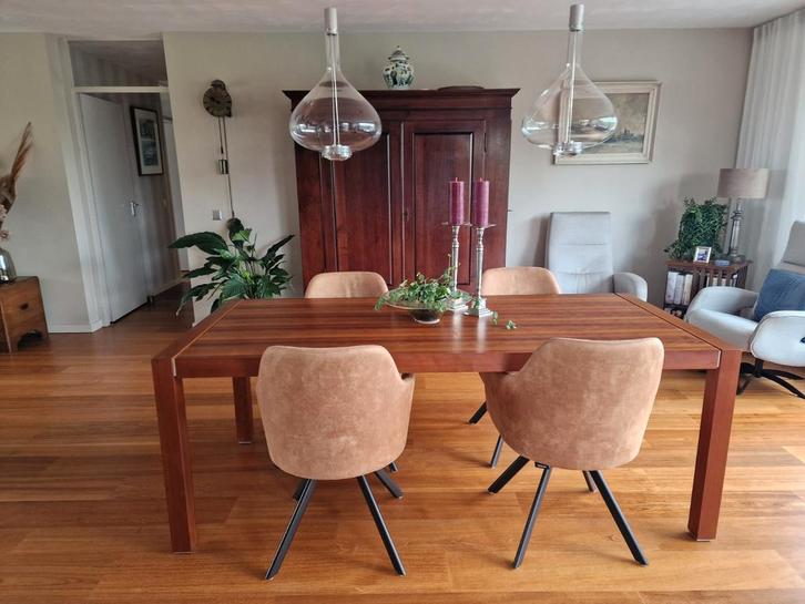 kersen uitschuifbare eettafel tafel dinningtable, Huis en Inrichting, Tafels | Eettafels, Ophalen