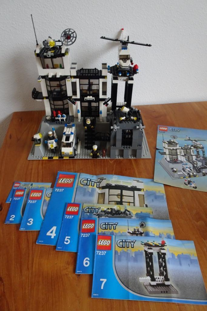 LEGO CITY 7237 Politiebureau, Kinderen en Baby's, Speelgoed | Duplo en Lego, Gebruikt, Ophalen of Verzenden