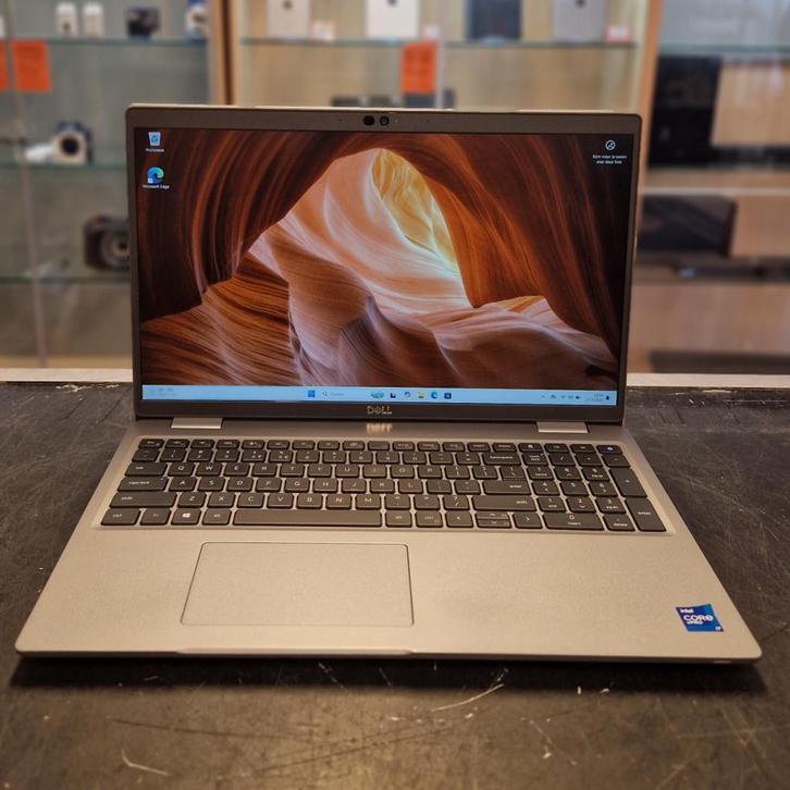Dell Latitude 5520 Intel Core i7-1185G7 V Pro 16GB 512GB SSD, Computers en Software, Windows Laptops, Zo goed als nieuw