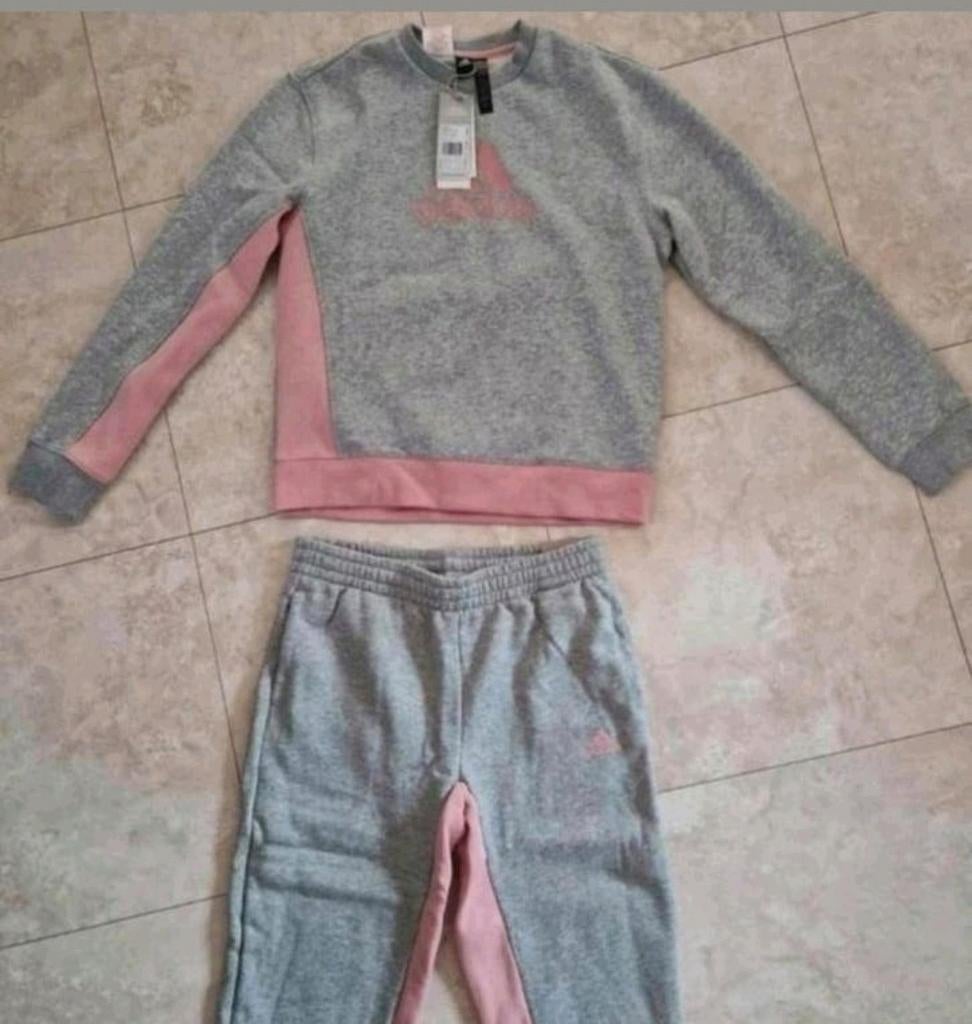 Adidas pak meisje maat 170 NIEUW, Ophalen of Verzenden, Nieuw, Meisje