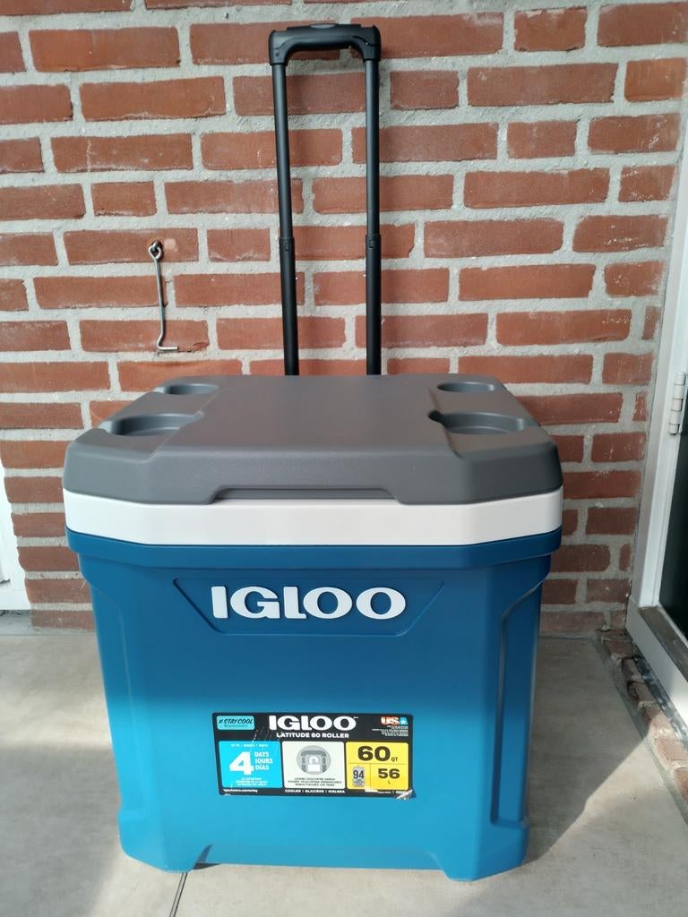 Igloo Latitude Koelbox met wielen - 56 liter, Ophalen, Zo goed als nieuw, Koelbox, Koelelement