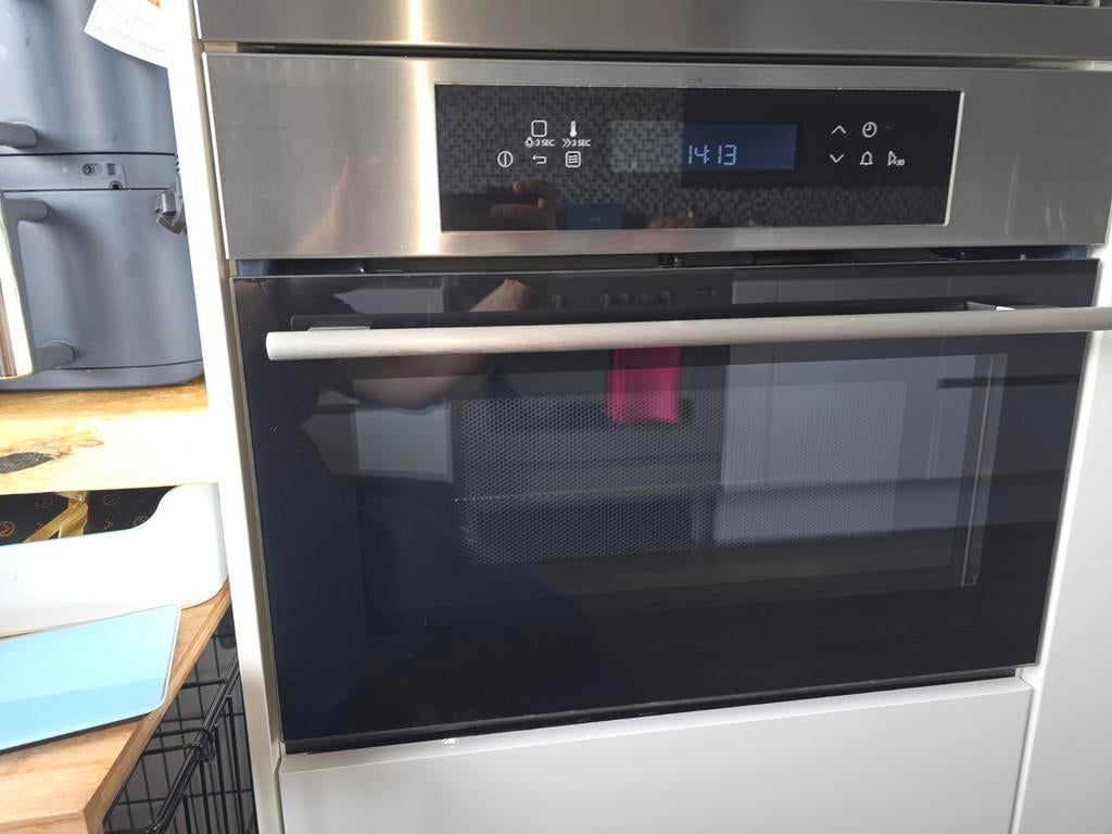 Kulinarisk combi magnetron - 1,5 jaar oud (69x60x60), Ophalen, 60 cm of meer, Zo goed als nieuw, Oven met grill