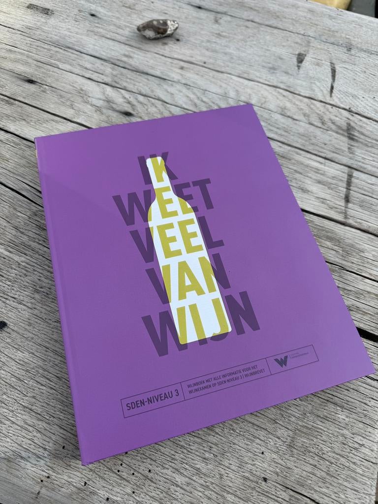 Ik weet veel van wijn - SDEN 3 cursusboek, Boeken, Studieboeken en Cursussen, Ophalen of Verzenden, Alpha, Zo goed als nieuw, Overige niveaus