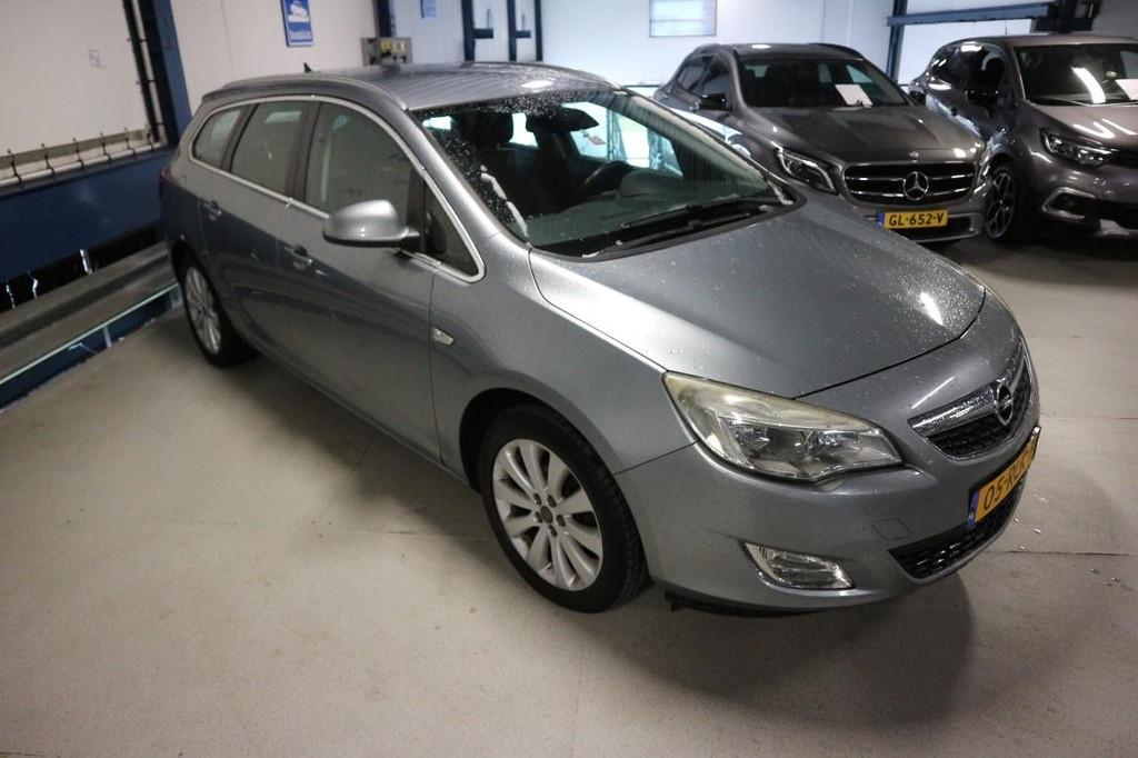 Opel Astra Sports Tourer 1.4 Turbo Cosmo / KEURIGE AUTO / NI, Auto's, Opel, Voorwielaandrijving, Euro 5, Gebruikt, 4 cilinders