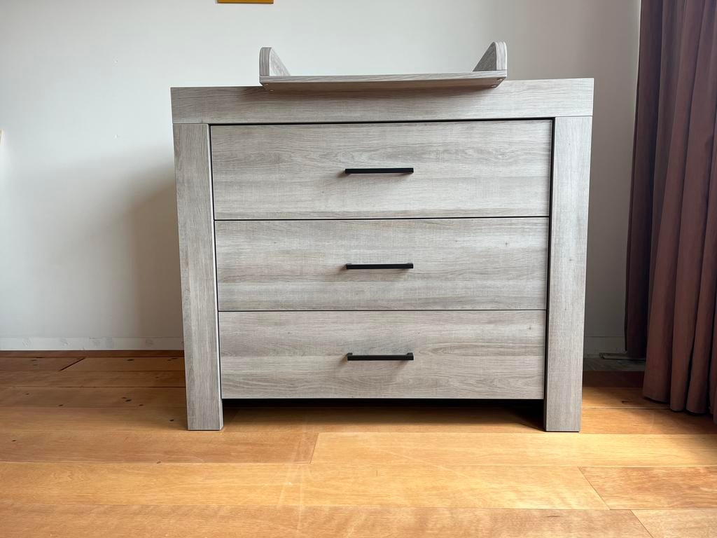 Brede Commode met 3 laden, Ophalen, Gebruikt, 50 tot 70 cm, 105 cm of meer
