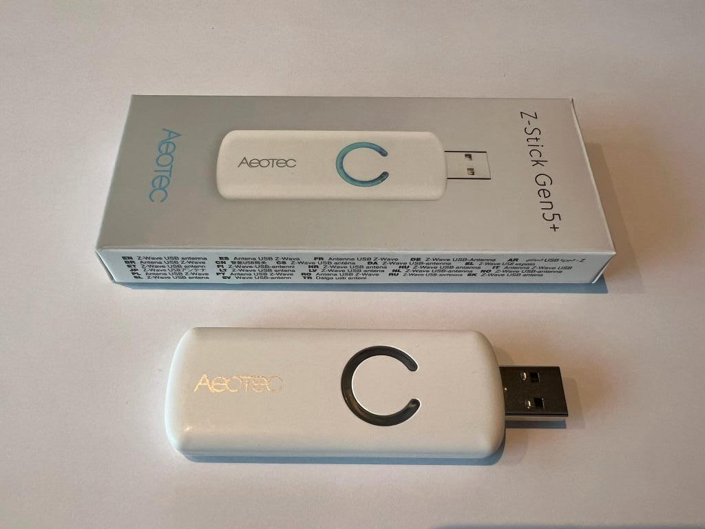 Aeotec Z-Stick Gen5+ Z-Wave Plus Controller, Ophalen of Verzenden, Zo goed als nieuw