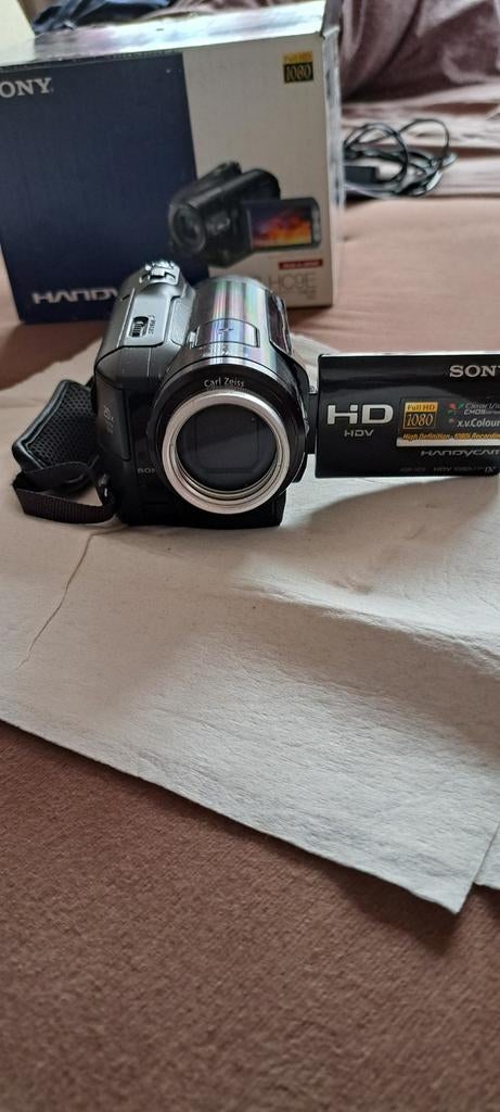 Sony Handycam HDR-HC9E Full HD met lege bandjes, Gebruikt, Ophalen of Verzenden, 8 tot 20x, Sony