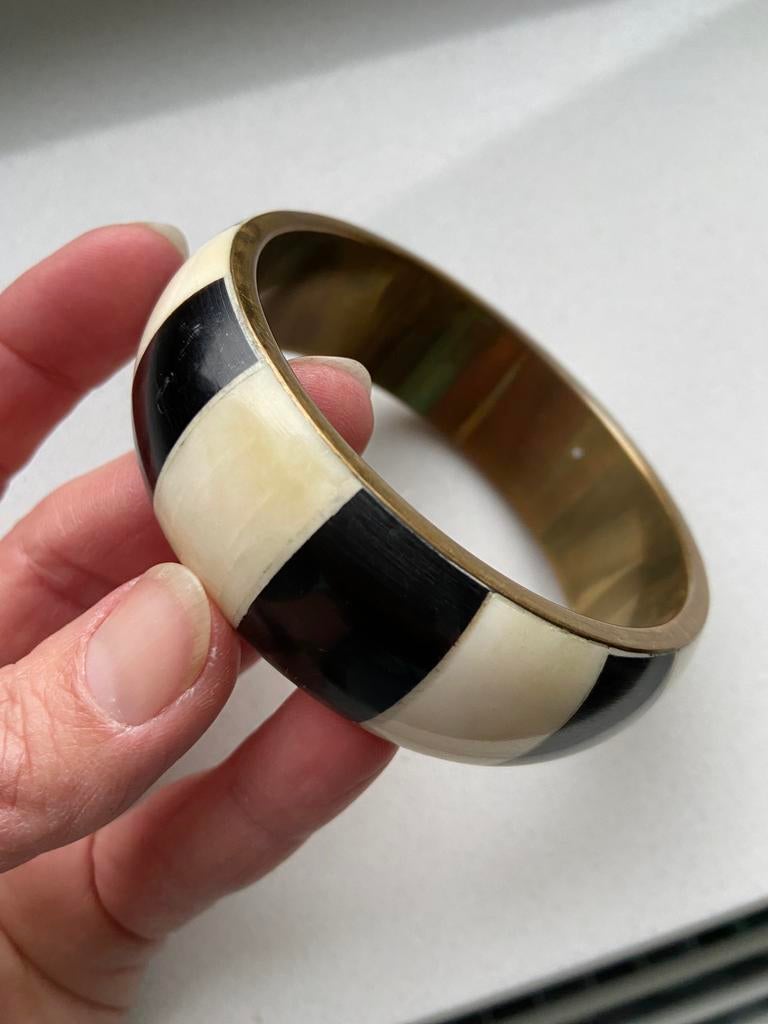Mooie vintage armband messing been boho zwart ivoorkleur, Sieraden, Tassen en Uiterlijk, Armbanden, Ophalen of Verzenden, Zo goed als nieuw