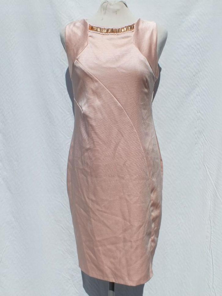 Prachtige roze cocktail jurk mt 40 merk Dorothy Perkins, Kleding | Dames, Jurken, Zo goed als nieuw, Maat 38/40 (M), Roze, Onder de knie