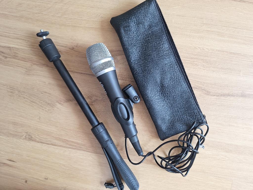 Microfoon + stang, Muziek en Instrumenten, Instrumenten | Toebehoren, Zo goed als nieuw, Elektrische gitaar, Ophalen of Verzenden