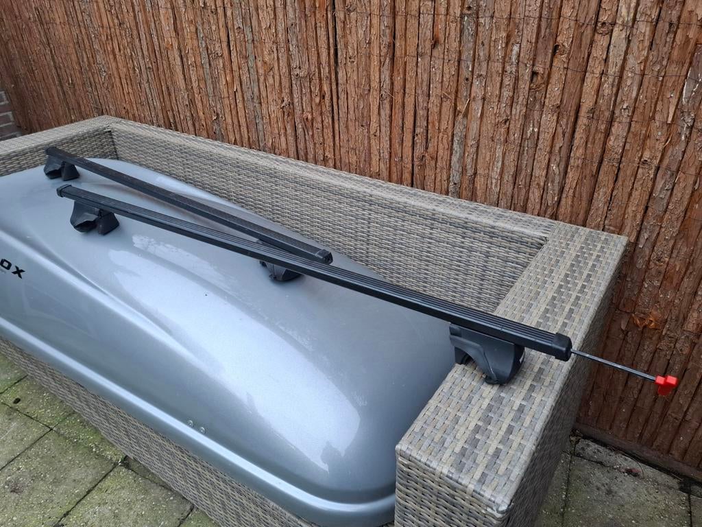 Thule  dakdragers, let op het gaat alleen om de dragers, Ophalen of Verzenden, Gebruikt