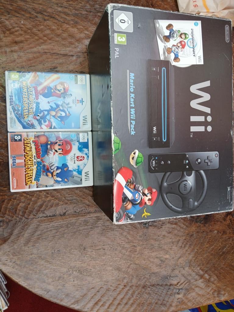 Nintendo wii mario kart met extra games, Spelcomputers en Games, Ophalen, Zo goed als nieuw, Met 1 controller