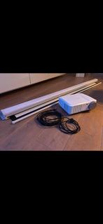 Salora beamer + optoma scherm, Audio, Tv en Foto, Beamers, Ophalen, Zo goed als nieuw, LED