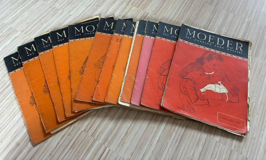 MOEDER het vakblad voor moeders 12 stuks ; jaargang 1941, Boeken, Ophalen of Verzenden, Gelezen, Damesbladen