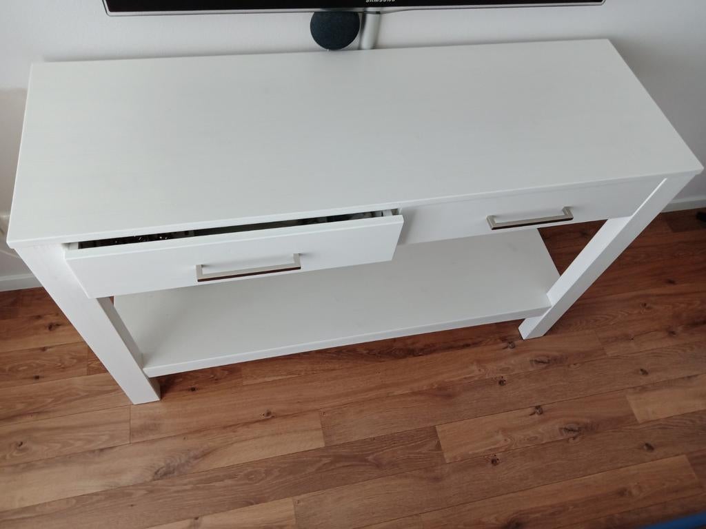 Te koop leuk side table, Ophalen, Gebruikt, 100 tot 150 cm, Grenenhout