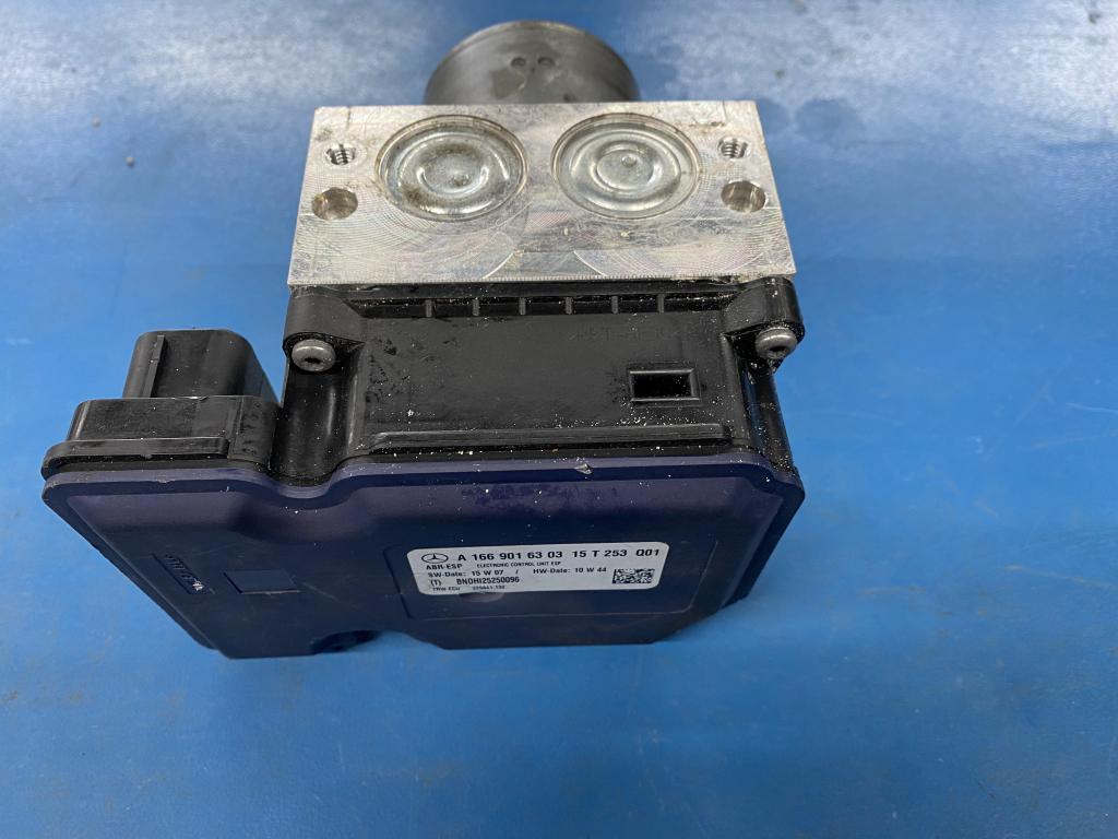 ABS pomp W166 ML Klasse GLE A1664315212 A1669016303, Niet ingevuld, Gebruikt, Mercedes-Benz, Niet ingevuld