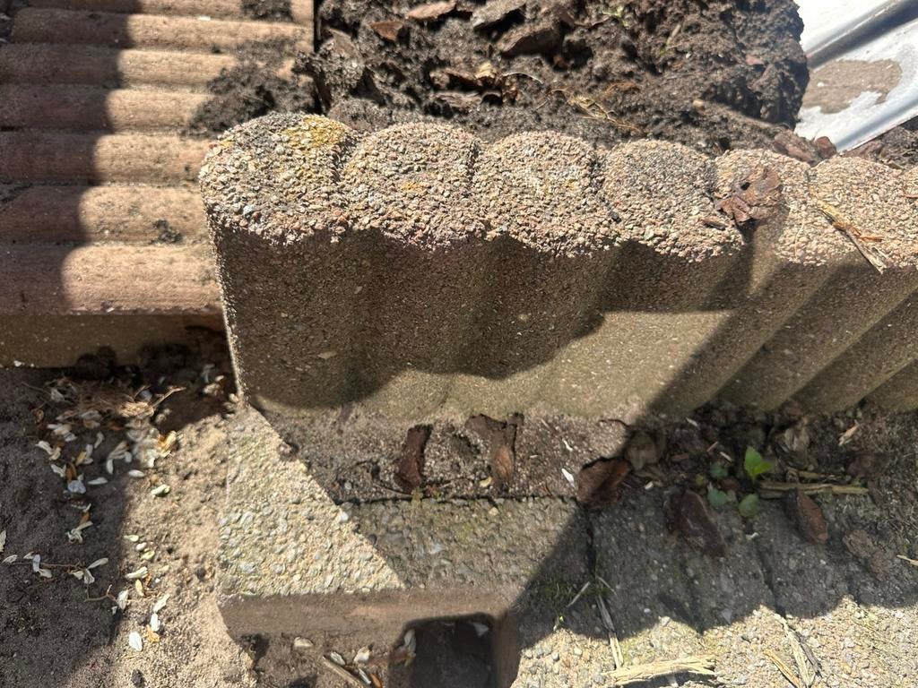 Palissade opsluitbanden Gratis afhalen, Tuin en Terras, Ophalen, Zo goed als nieuw, Rond, Minder dan 30 cm