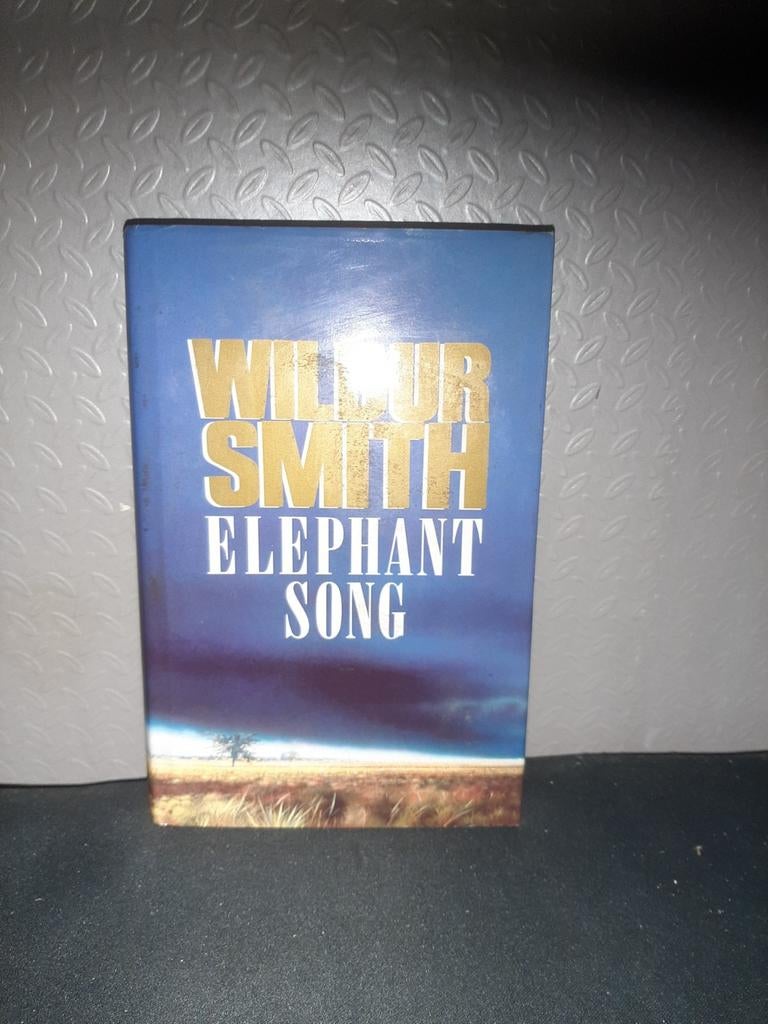 Wilbur Smith - Elephant Song, Ophalen of Verzenden, Gelezen
