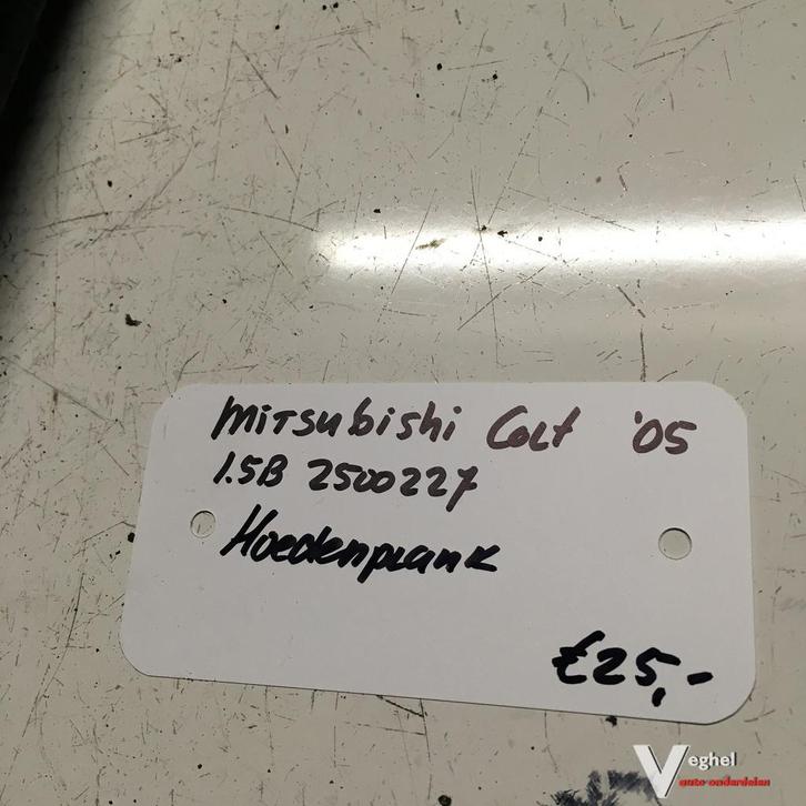 Mitsubishi Colt 1.5B   3drs  kleurcode: 01D 2005 2500227   H, Auto-onderdelen, Interieur en Bekleding, Gebruikt, Ophalen