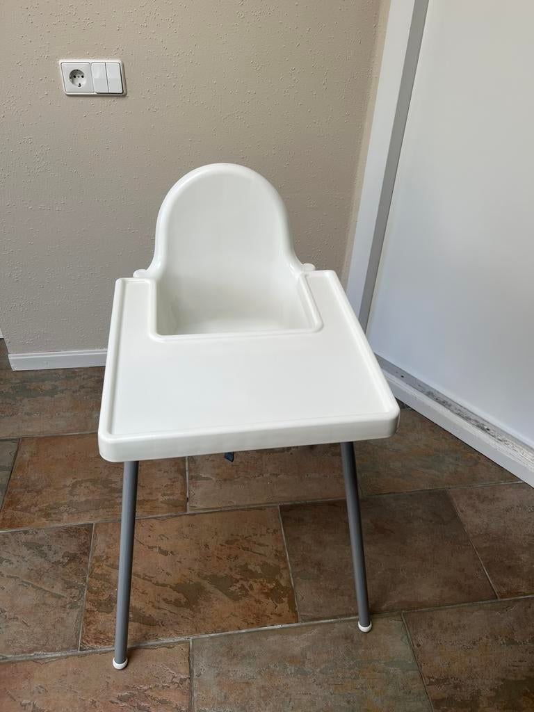 Ikea kinder stoel wit, Kinderen en Baby's, Kinderstoelen, Ophalen, Zo goed als nieuw, Overige typen