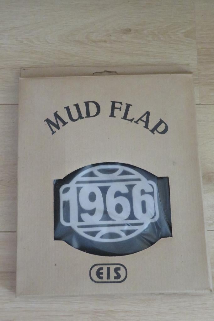 Nieuw NOS set 2 mud flaps / spatlappen VW T2 bus 1966 EIS, Ophalen of Verzenden, Nieuw, Volkswagen