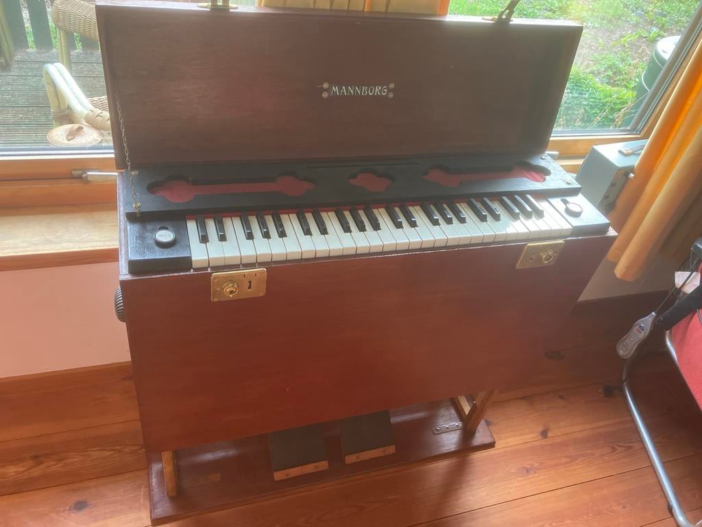 Mannborg kofferharmonium, Muziek en Instrumenten, Orgels, Ophalen, Gebruikt, 1 klavier, Orgel