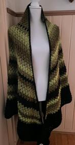 Supergrote Nieuw Gehaakte  wollen  Omslagdoek groentinten, Ophalen of Verzenden, Nieuw, Sjaal