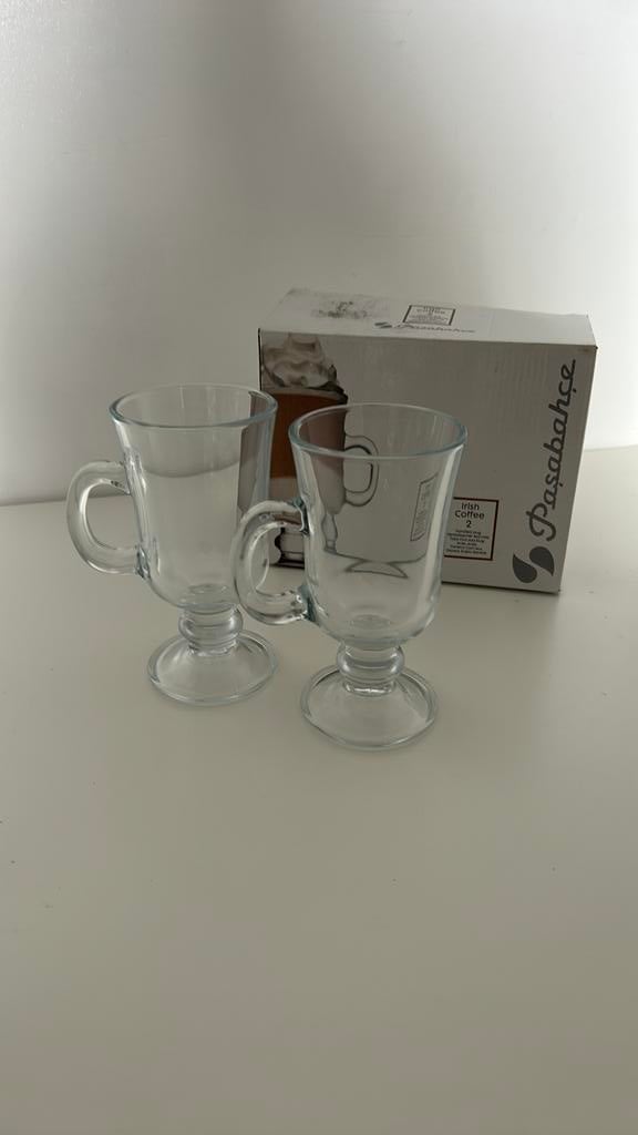 Glaasjes, Verzamelen, Glas en Borrelglaasjes, Ophalen of Verzenden, Zo goed als nieuw, Borrel- of Shotglas