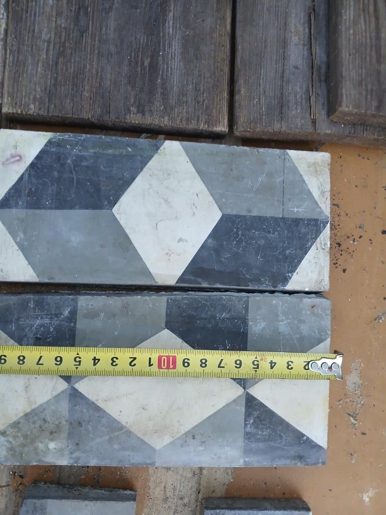 Vintage cementtegels met 3D-effect, zwart/wit/grijs, Doe-het-zelf en Verbouw, Tegels, Overige materialen, Gebruikt, 20 tot 40 cm