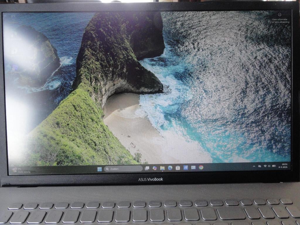 ASUS Vivobook D712D, 256 GB, Qwerty, Ophalen of Verzenden, Zo goed als nieuw