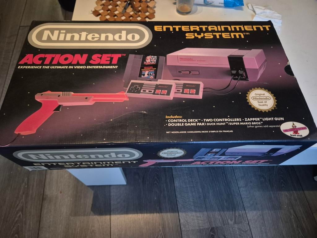 Nintendo Entertainment System (NES) Action Set., Spelcomputers en Games, Spelcomputers | Nintendo NES, Ophalen of Verzenden, Gebruikt