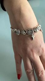 Originele Pandora armband met 8 zilveren charms, Sieraden, Tassen en Uiterlijk, Armbanden, Ophalen of Verzenden, Zo goed als nieuw