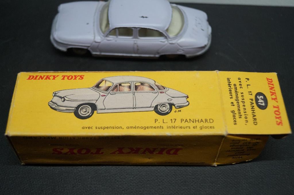 Panhard PL 17 1/43 Dinky Toys 547