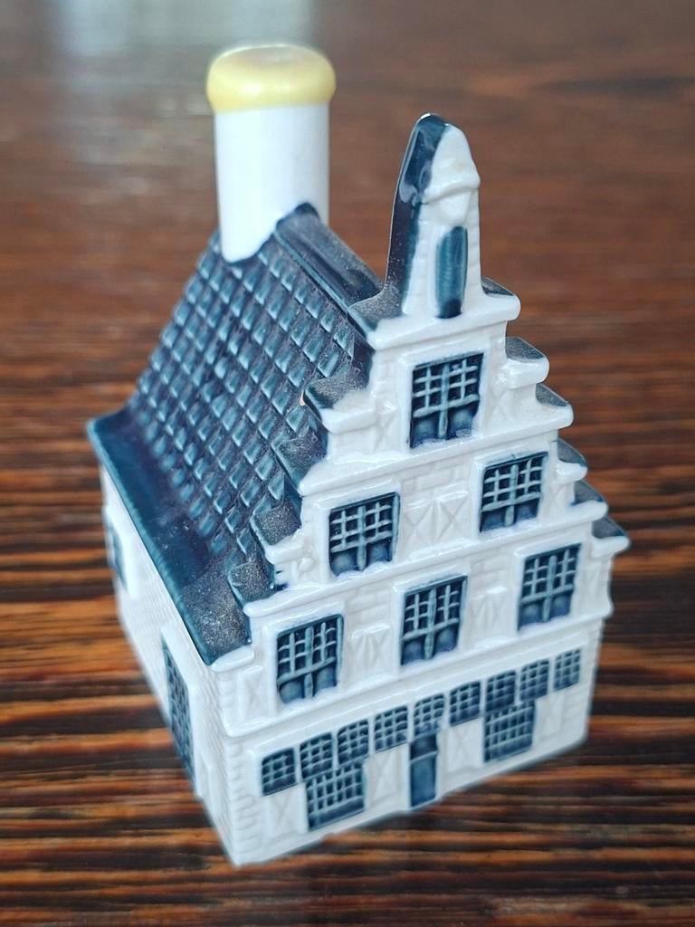 KLM Huisje 29 - Bols Delfts Blauw, Verzamelen, KLM Huisjes, Ophalen of Verzenden, Zo goed als nieuw, 21 t/m 40