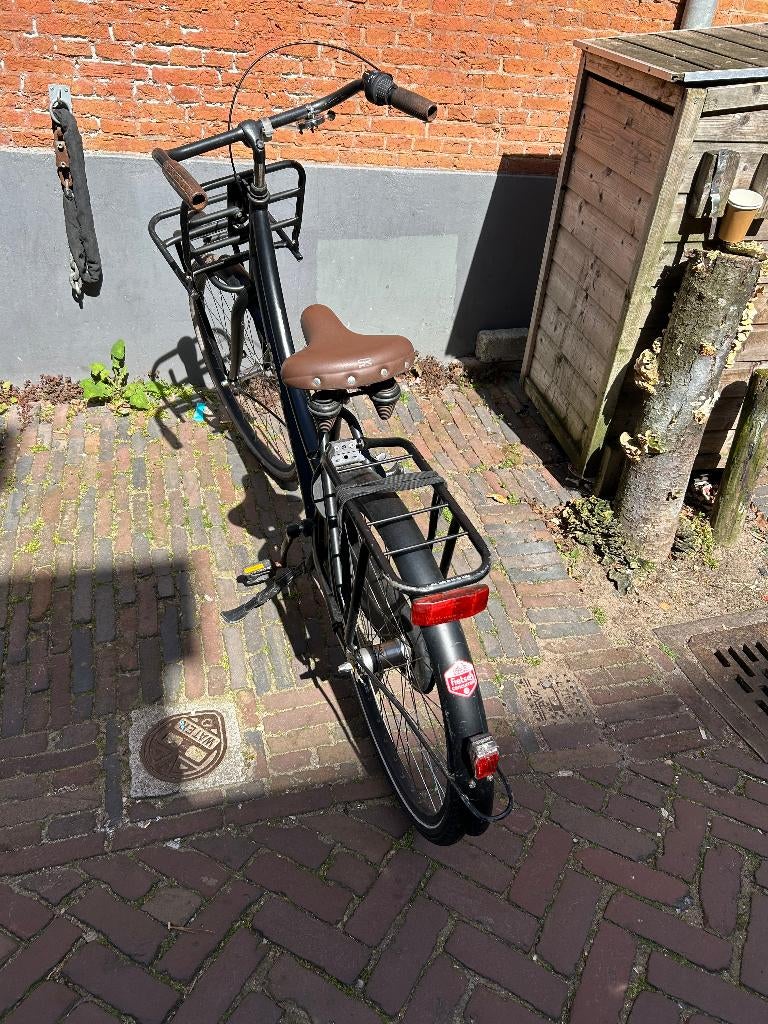 Zwarte Cortina U4 transportfiets 26 in goede gebruikte staat, Fietsen en Brommers, Fietsen | Jongens, Gebruikt, Versnellingen