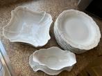 Tischenreuth Baronesse Bavaria diner servies, wit/roze, Antiek en Kunst, Antiek | Servies compleet, Ophalen