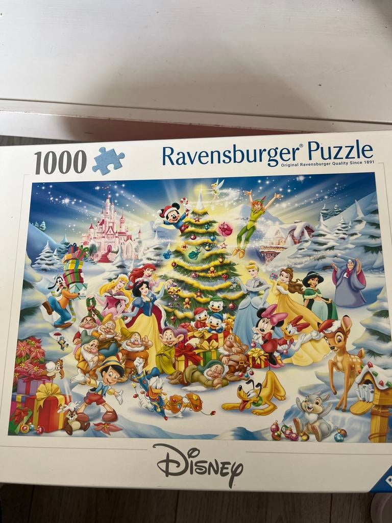 Ravensburger Disney Kerstpuzzel 1000 stukjes, Ophalen of Verzenden, Meer dan 50 stukjes, Nieuw, 6 jaar of ouder