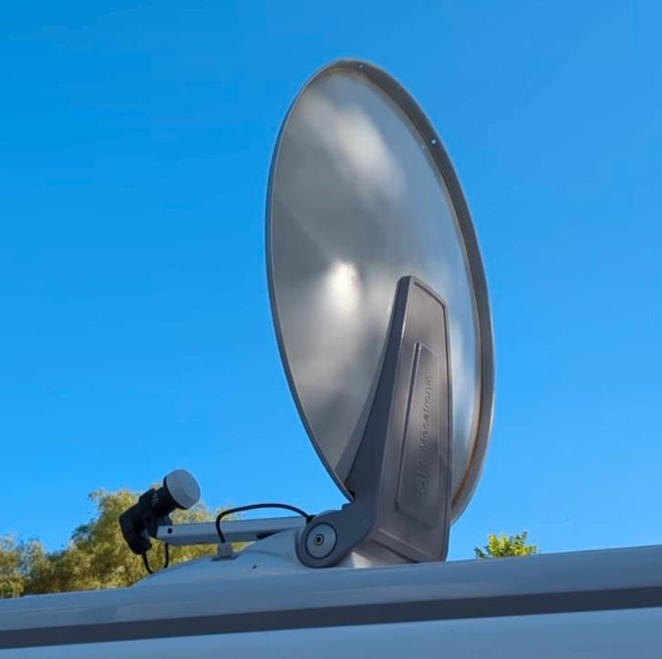 Automatische satelliet schotel Carbest met TV, Audio, Tv en Foto, Schotelantennes, Gebruikt, (Schotel)antenne, Overige merken