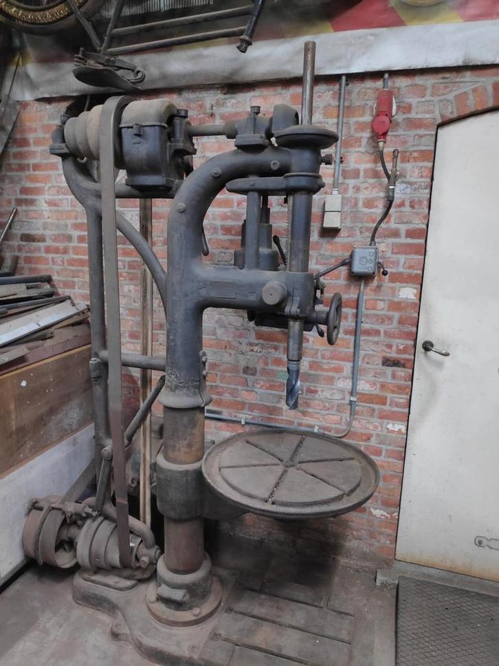 Nostalgische kolomboormachine, Doe-het-zelf en Verbouw, Gereedschap | Boormachines, Gebruikt, Kolomboormachine, 600 watt of meer